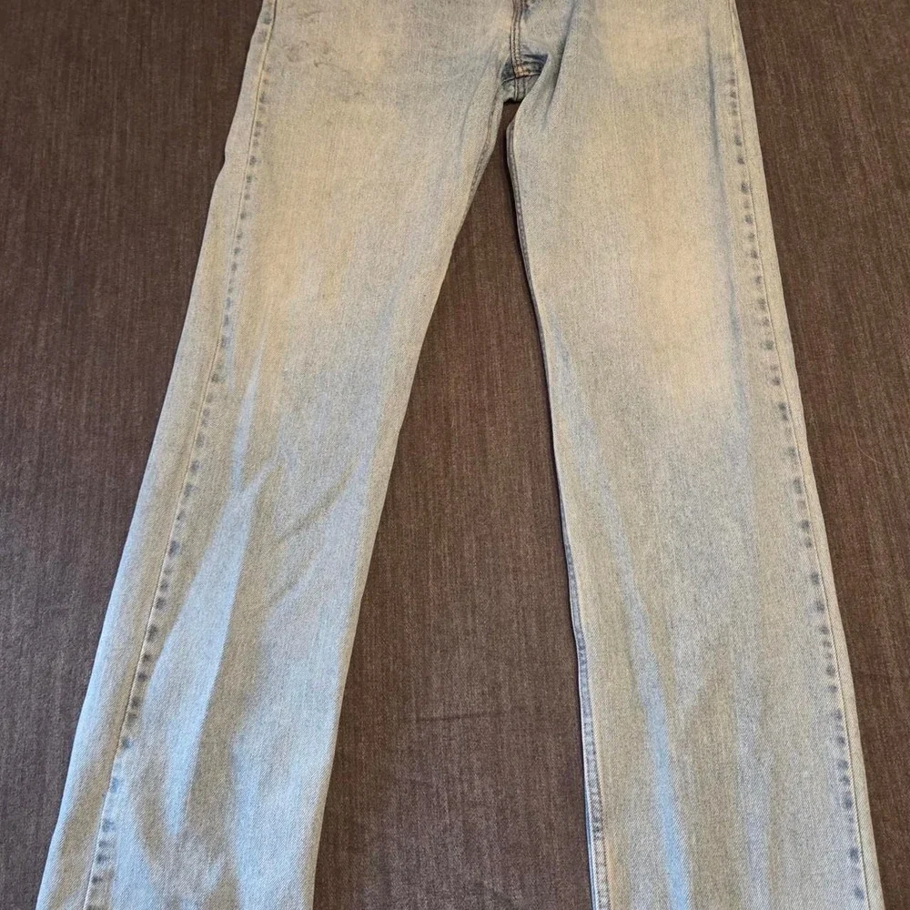 Levi's 505 Regular Fit Jeans Mens 36x36 Light Wash Blue Faded Broken In Denim